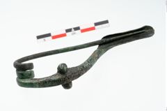 Foto von Bronzezweiknopffibel (NHMW-PRAE-024406)